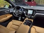 Volvo V60 2.0 T8 AWD Ultra Dark HEICO SPORTIV | Full Option! | Bowers&Wilkins | Massage/ventilatie