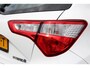 Toyota Yaris 1.5 Hybrid Active, Parkeersensoren voor en achter!