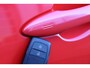 Toyota Yaris 1.5 Hybrid Launch Edition, Parkeersensoren , Navigatie , Stoelverwarming , Head-Up-Display