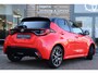 Toyota Yaris 1.5 Hybrid Launch Edition, Parkeersensoren , Navigatie , Stoelverwarming , Head-Up-Display