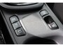 Toyota Yaris 1.5 Hybrid 115 Dynamic Limited Parkeersensoren, Stoelverwarming, Apple Carplay / Android Auto.