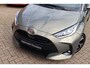 Toyota Yaris 1.5 Hybrid 115 Dynamic Limited Parkeersensoren, Stoelverwarming, Apple Carplay / Android Auto.