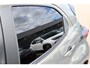 Toyota Yaris 1.5 Hybrid 115 Dynamic Limited Parkeersensoren, Stoelverwarming, Apple Carplay / Android Auto.
