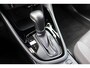 Toyota Yaris 1.5 Hybrid 115 Dynamic Limited Parkeersensoren, Stoelverwarming, Apple Carplay / Android Auto.