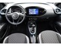 Toyota Aygo X 1.0 VVT-i Envy, Parkeersensoren Keyless entry, Adaptieve cruise control, Stoelverwarming, Climate control.