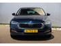 Skoda Octavia Combi 1.0 e-TSI Business Edition Plus Trekhaak 17 inch LMV Virtual Cockpit Stoelverwarming Navigatie Sfeerverlichting Adaptive Cruise