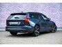 Volvo V60 2.0 T6 Plug-in hybrid AWD Ultra Dark | Schuif-/kanteldak | Head Up Display | Donker Glas | Sportstoelen | Power Seats | Harman Kardon |