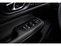 Volvo V60 2.0 T6 Plug-in hybrid AWD Ultra Dark | Schuif-/kanteldak | Head Up Display | Donker Glas | Sportstoelen | Power Seats | Harman Kardon |