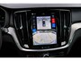 Volvo V60 2.0 T6 Plug-in hybrid AWD Ultra Dark | Schuif-/kanteldak | Head Up Display | Donker Glas | Sportstoelen | Power Seats | Harman Kardon |