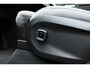 Volvo EX90 Twin Motor Performance Ultra 7p. 111 kWh | Panoramadak | Semi elektrische trekhaak | Luchtvering | Voorstoelen verwarmbaar met massagefunctie | Verwarmbaar stuurwiel | Verwarmbare achterbank | Adaptieve Cruise Control | Alarmklasse 3 | Visual Park Assist |