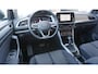 Volkswagen T-Roc 1.5 TSI 150pk DSG Life Business *Facelift* Virtual App-Connect 17inch LM Stoelverwarming *Zeer Nette T-Roc* 45226km!