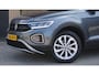 Volkswagen T-Roc 1.5 TSI 150pk DSG Life Business *Facelift* Virtual App-Connect 17inch LM Stoelverwarming *Zeer Nette T-Roc* 45226km!