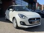 Suzuki Swift 1.2 Style Smart Hybrid // CAMERA // APPLE CARPLAY - ANDROID AUTO // STOELVERWARMING // AIRCO // ADAPTIVE CRUISE // PDC //