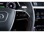 Audi Q8 e-tron 55 quattro S Edition 115 kWh Panoramadak - Head up - Adaptieve Cruise Control - Elektrisch verstelbaar stuurwiel - Servosluiting - Parkeerassistent - S Sportstoelen -