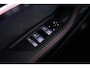 Audi Q8 e-tron 55 quattro S Edition 115 kWh Panoramadak - Head up - Adaptieve Cruise Control - Elektrisch verstelbaar stuurwiel - Servosluiting - Parkeerassistent - S Sportstoelen -