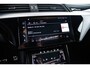 Audi Q8 e-tron 55 quattro S Edition 115 kWh Panoramadak - Head up - Adaptieve Cruise Control - Elektrisch verstelbaar stuurwiel - Servosluiting - Parkeerassistent - S Sportstoelen -