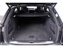Audi Q8 e-tron 55 quattro S Edition 115 kWh Panoramadak - Head up - Adaptieve Cruise Control - Elektrisch verstelbaar stuurwiel - Servosluiting - Parkeerassistent - S Sportstoelen -