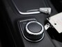 Mercedes-Benz B-klasse 180 Business Solution AMG | Automaat | Panoramadak | Parkeersensoren | Achteruitrijcamera | Stoelverwarming |