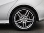 Mercedes-Benz B-klasse 180 Business Solution AMG | Automaat | Panoramadak | Parkeersensoren | Achteruitrijcamera | Stoelverwarming |