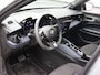 Alfa Romeo Junior 1.2 Hybrid Ibrida 145pk Automaat | Elektrische Achterklep | Navigatie | Climate Control | Adaptieve Cruise Control | Camera | 17" LMV | Matrix-LED Koplampen | Dodehoekdetectie | Keyless Entry/Start | Apple Carplay/Android Auto |