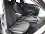 Alfa Romeo Junior 1.2 Hybrid Ibrida 145pk Automaat | Elektrische Achterklep | Navigatie | Climate Control | Adaptieve Cruise Control | Camera | 17" LMV | Matrix-LED Koplampen | Dodehoekdetectie | Keyless Entry/Start | Apple Carplay/Android Auto |