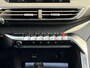 Peugeot 3008 1.6 e-THP Allure | Navigatie | Camera | Automaat | Schuifdak | 1550kg trekgewicht!
