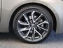 Toyota Corolla 2.0 Hybrid Executive | head-up display | JBL audio | leder | schuif-kanteldak | stoelverwarming |