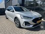 Ford Focus Wagon 1.0 EcoBoost Hybrid ST Line AUTOMAAT | STOEL, STUUR &VOORRUITVERWARMING| CLIMATE CONTROL| PARKEERSENSOREN V+A| DAB| NAVIGATIE+ APPLE CARPLAY/ANDROID AUTO|