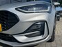 Ford Focus Wagon 1.0 EcoBoost Hybrid ST Line AUTOMAAT | STOEL, STUUR &VOORRUITVERWARMING| CLIMATE CONTROL| PARKEERSENSOREN V+A| DAB| NAVIGATIE+ APPLE CARPLAY/ANDROID AUTO|