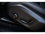 Volvo XC60 T8 Plug-in hybrid AWD Ultra Dark Executive Edition | Google | Long Range | Bowers & Wilkins Audio | Luchtvering | Gelamineerd Zijruiten Rondom | Stoelmassage & Ventilatie | Getint Glas | LED Koplampen | Stoel-/Stuurverwarming | Dodehoekdetectie | Keyless | Zitverlenging | 22" LM