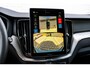 Volvo XC60 T8 Plug-in hybrid AWD Ultra Dark Executive Edition | Google | Long Range | Bowers & Wilkins Audio | Luchtvering | Gelamineerd Zijruiten Rondom | Stoelmassage & Ventilatie | Getint Glas | LED Koplampen | Stoel-/Stuurverwarming | Dodehoekdetectie | Keyless | Zitverlenging | 22" LM