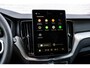 Volvo XC60 T8 Plug-in hybrid AWD Ultra Dark Executive Edition | Google | Long Range | Bowers & Wilkins Audio | Luchtvering | Gelamineerd Zijruiten Rondom | Stoelmassage & Ventilatie | Getint Glas | LED Koplampen | Stoel-/Stuurverwarming | Dodehoekdetectie | Keyless | Zitverlenging | 22" LM