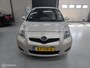 Daihatsu Charade 1.3 Club/Toyota Yaris/Airco/Trekhaak/ 6 Bak