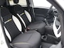 Fiat Panda 1.0 Hybrid Pandina | AppleCarplay/AndroidAuto | Parkeersensoren Achter | Cruise Control | Airco |