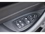 BMW X1 sDrive20i Corporate Lease High Executive * 1e eigenaar * Trekhaak * Sportstoelen * Leder * Achteruitrijcamera * Head-up *
