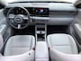 Hyundai Kona Premium Sky 1.6 GDI HEV 141pk | SCHUIF/KANTELDAK | FULL LED | PREMIUM LEDER | ADAPTIVE CRUISE | 360° CAMERA | STOELVERW. + KOELING |