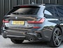 BMW 3-Serie Touring 330e High Executive | M-Sport | Panoramadak | Hifi | ACC | Stoelverwarming | Ambienteverlichting | Keyless | PDC V+A