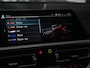 BMW 3-Serie Touring 330e High Executive | M-Sport | Panoramadak | Hifi | ACC | Stoelverwarming | Ambienteverlichting | Keyless | PDC V+A
