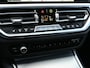 BMW 3-Serie Touring 330e High Executive | M-Sport | Panoramadak | Hifi | ACC | Stoelverwarming | Ambienteverlichting | Keyless | PDC V+A