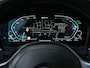 BMW 3-Serie Touring 330e High Executive | M-Sport | Panoramadak | Hifi | ACC | Stoelverwarming | Ambienteverlichting | Keyless | PDC V+A