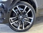 Volvo XC60 2.0 Recharge T6 AWD R-Design | Navigatie/Android/Apple Carplay | LM Velgen 22" | Voorstoelen Verwarmd | Lederen Bekleding | Cruise Control Adaptief | Airco |