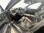 Volvo XC60 2.0 Recharge T6 AWD R-Design | Navigatie/Android/Apple Carplay | LM Velgen 22" | Voorstoelen Verwarmd | Lederen Bekleding | Cruise Control Adaptief | Airco |