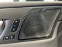 Volvo XC60 2.0 Recharge T6 AWD R-Design | Navigatie/Android/Apple Carplay | LM Velgen 22" | Voorstoelen Verwarmd | Lederen Bekleding | Cruise Control Adaptief | Airco |