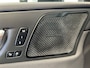 Volvo XC60 2.0 Recharge T6 AWD R-Design | SOH 93,4% | Navigatie/Android/Apple Carplay | LM Velgen 22" | Voorstoelen Verwarmd | Lederen Bekleding | Cruise Control Adaptief | Airco |