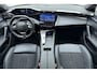 Peugeot 308 1.2 Hybrid 145 e-DCS6 GT | Demo | Trekhaak | 360 graden camera | Adaptieve cruise control | Alcantara bekleding | Panorama dak | Draadloze telefoonlader | Keyless entry en start | Facelift model