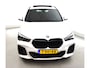 BMW X1 xDrive 25e M pakket-PANORAMA-Nw staat -HUD, -Camera-Harman kardon-Privacy-Trekhaak-SOH 95%