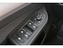 Volkswagen Golf 1.5 TSI Business Carplay Sfeerverlichting LED