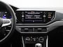 Volkswagen Polo 1.0 TSI Life Edition | 95pk  | Apple Carplay draadloos | Camera | Parkeersensoren achter | Android Auto draadloos | Ruiten getint | LED koplampen | Airco | Adaptive cruise control | DAB radio |