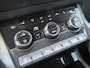 Skoda Karoq 1.5 TSI ACT Style DSG | stuurwielverwarming | trekhaak wegklapbaar | sportstoelen | camera | adaptive cruise | voorstoelen + achterbank verwarmd