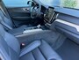 Volvo XC60 2.0 T8 Plug-in hybrid AWD Ultra Dark Exec. Ed. | Full option! | Mulberrry Red | Luchtvering | Massage | Bowers & Wilkins | Pano |